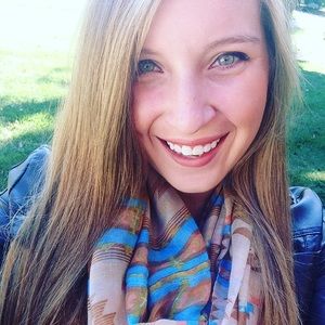 Meet your Posher, Haley